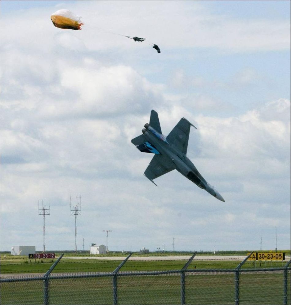 F18 crash in Canada