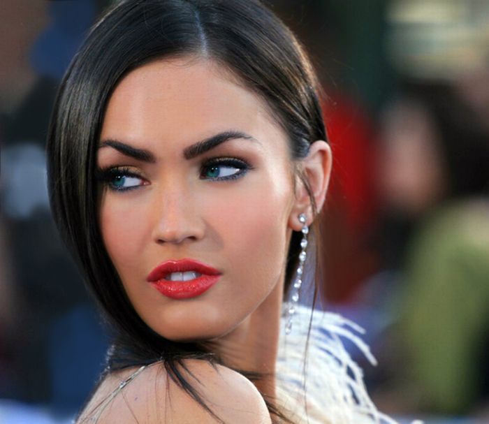 Megan Fox prije i poslije Photoshop-a